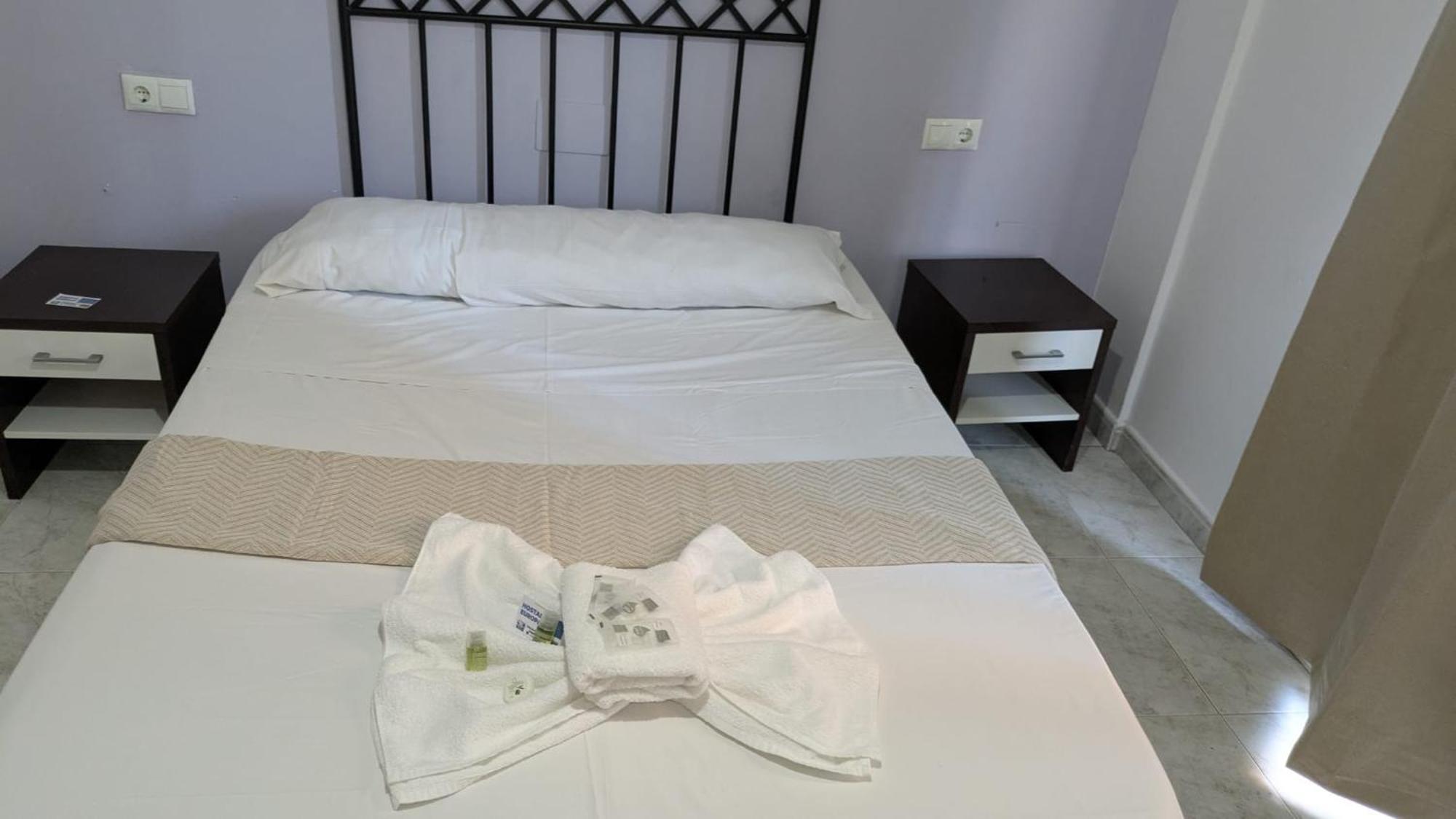 Hostal Europa Ταραγόνα Εξωτερικό φωτογραφία